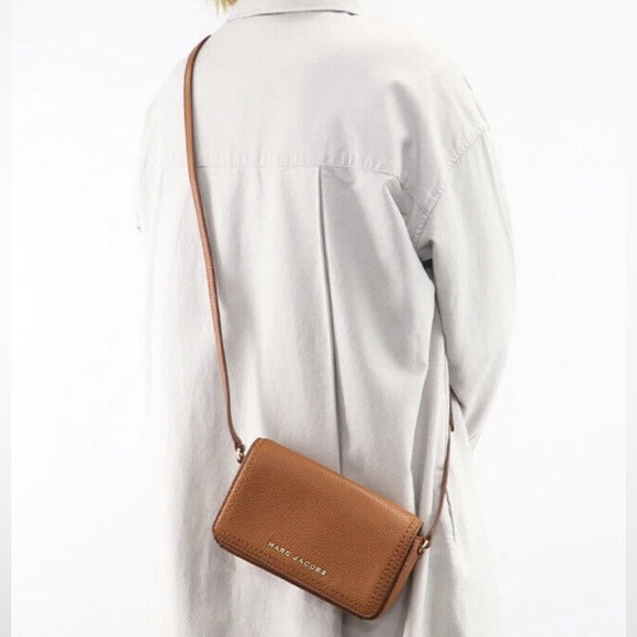 Marc Jacobs pebbled leather tan crossbody bag mini - Picture 7 of 7